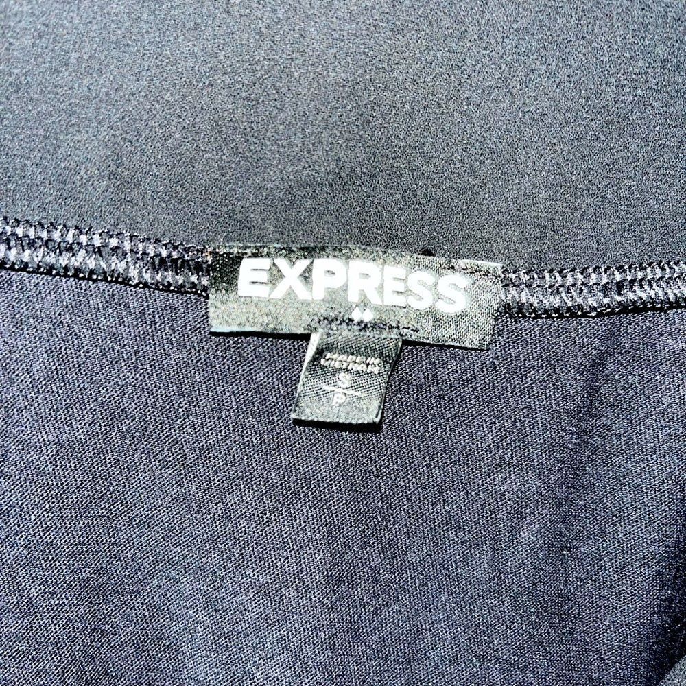 Express Black‎ V-Neck Cap Sleeve Blouse Casual Office Work Top - Picture 3 of 4